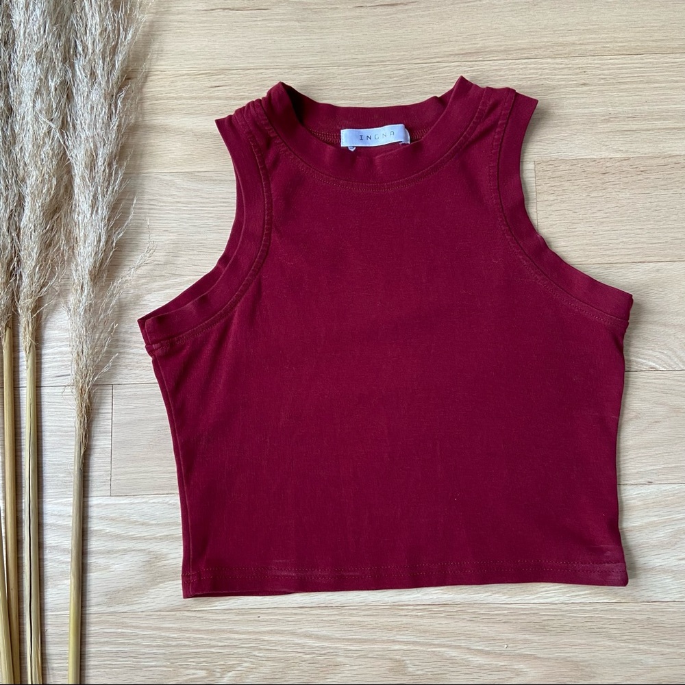Cropped High Neck Muscle Tank | Maroon | XS